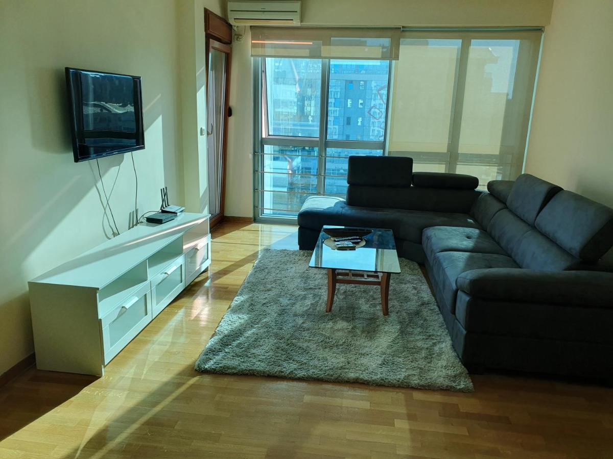 Great Location Two Bedroom Apatment "Maxim" Podgorica Exterior photo